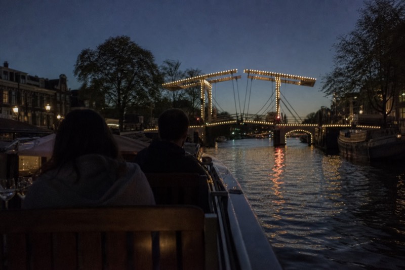 Amsterdam: Evening Canal Cruise - City Lights & Wine (90 minutes)